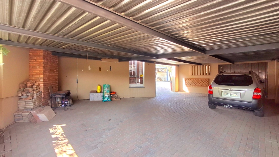4 Bedroom Property for Sale in Sasolburg Ext 11 Free State